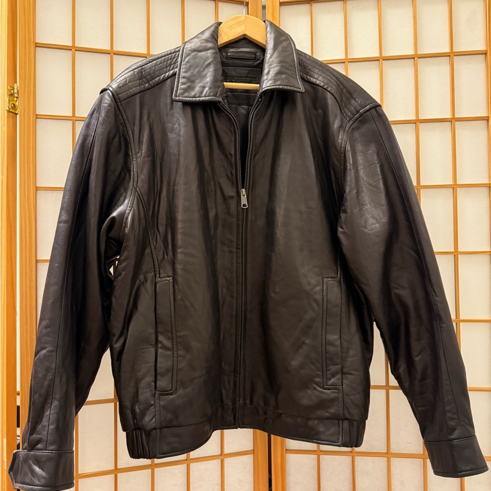 Roundtree & Yorke Black Leather Bomber Jacket